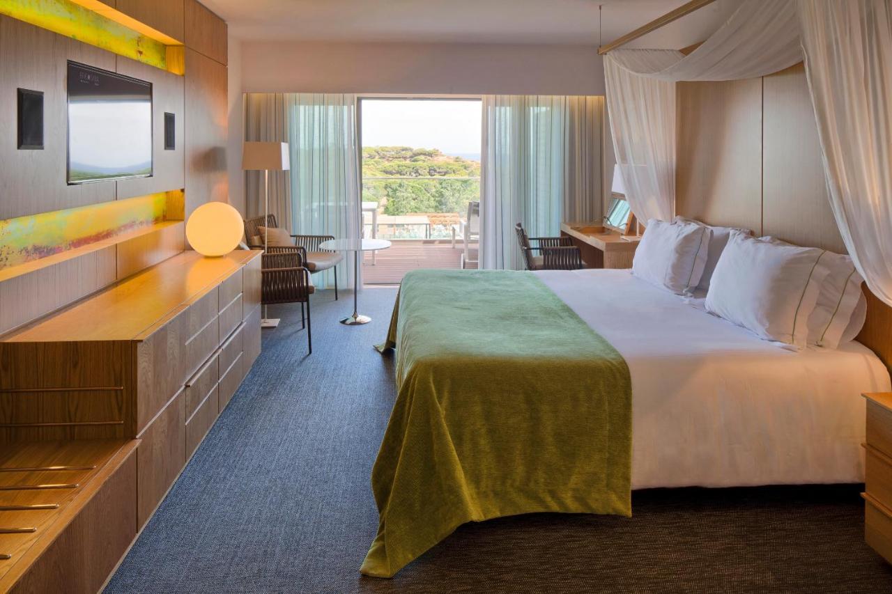 Epic Sana Algarve Hotel Albufeira Oda fotoğraf A room at the hotel